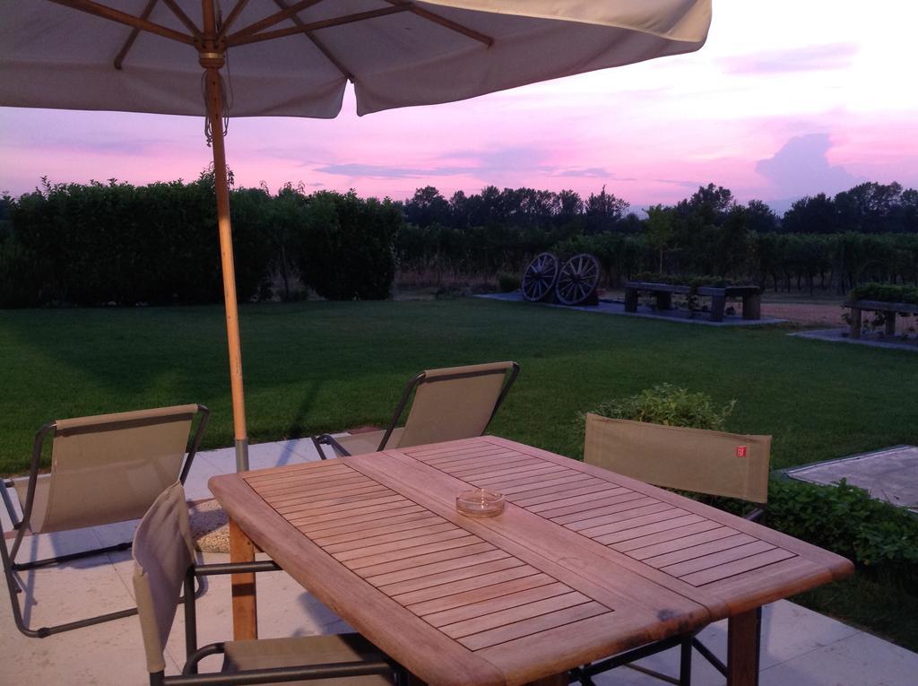 Massoni Bed And Breakfast Peschiera del Garda Exterior photo